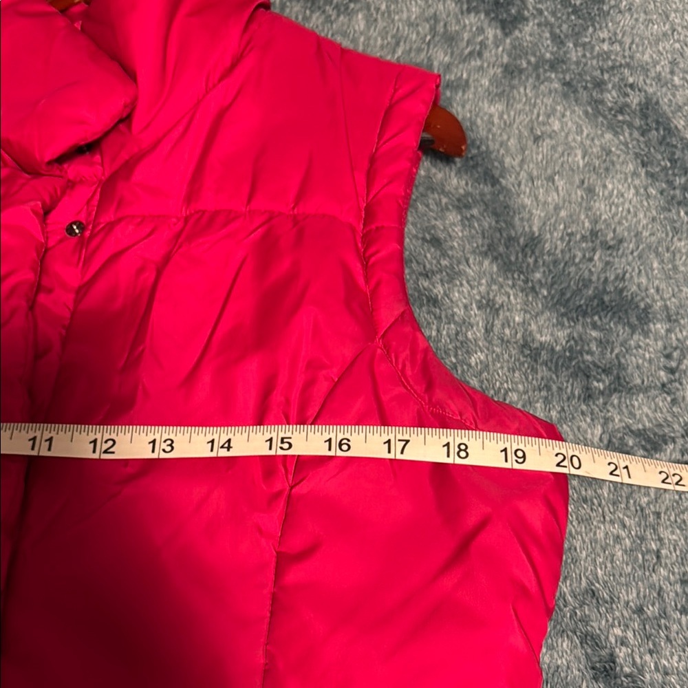 Bright Pink Quilted Vest - Picture 4 of 10